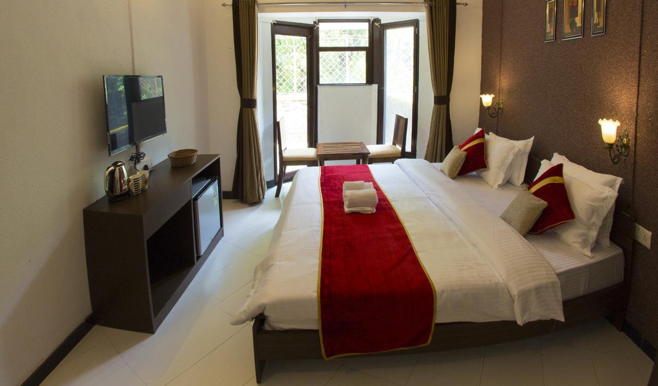Velvet County Resort&Spa Lonavala Eksteriør bilde