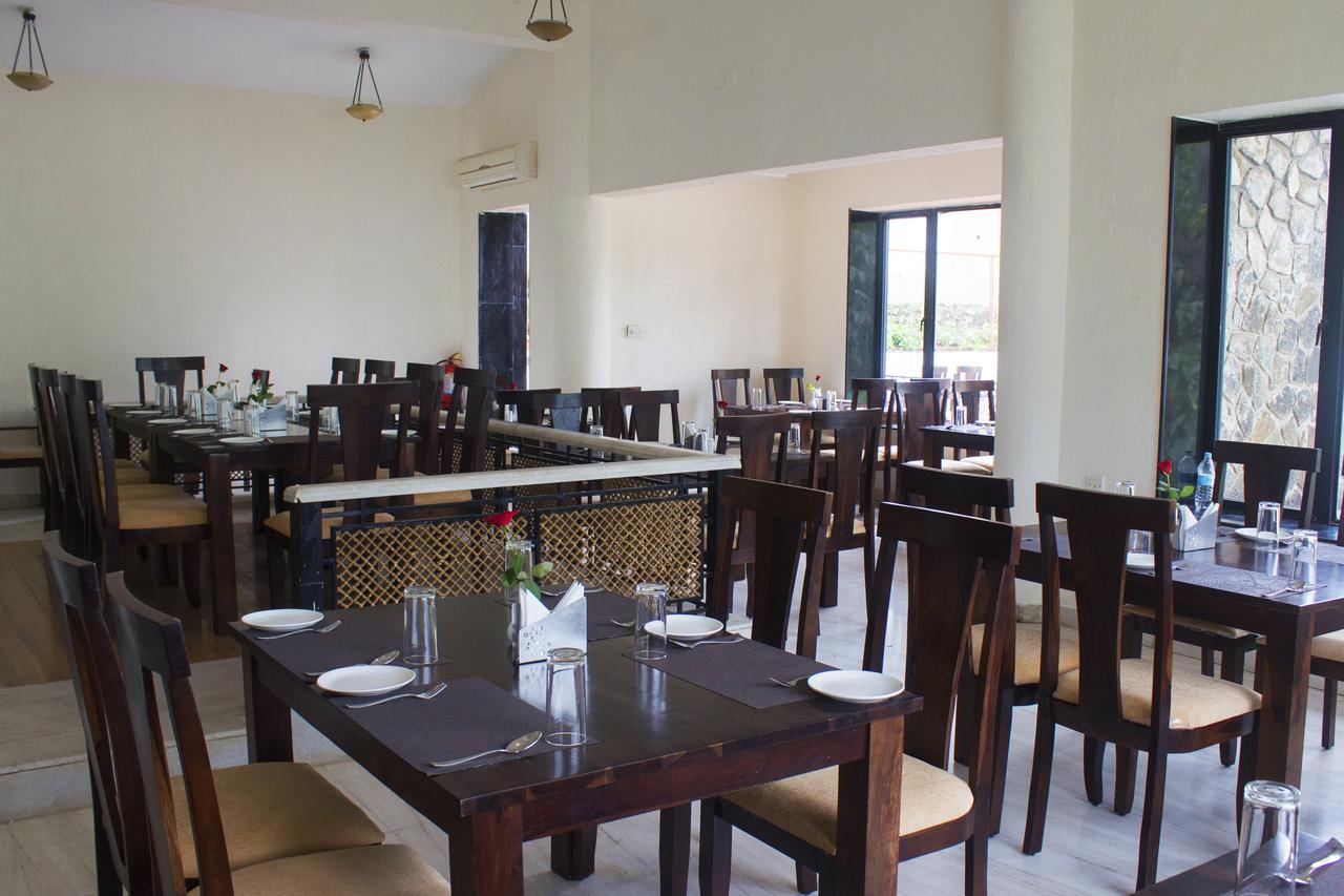 Velvet County Resort&Spa Lonavala Eksteriør bilde