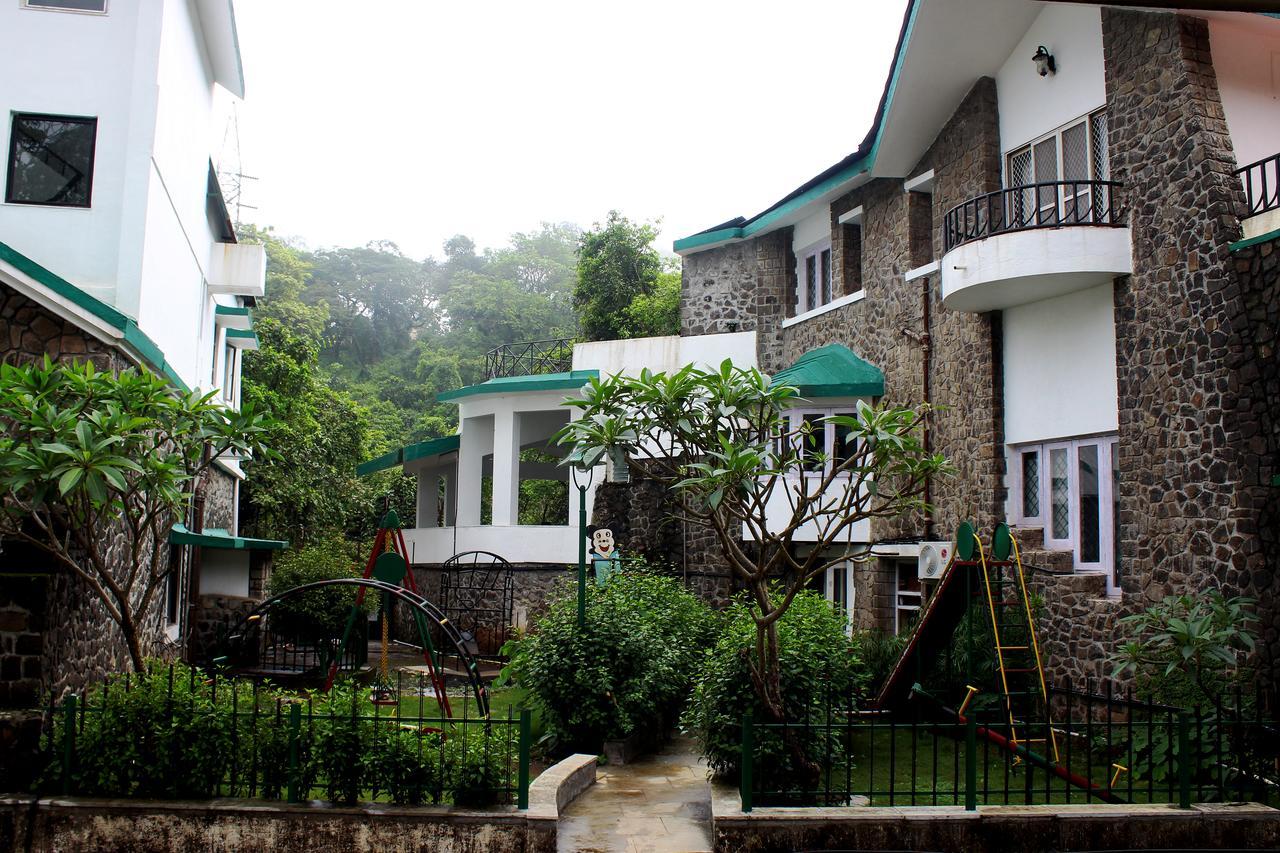 Velvet County Resort&Spa Lonavala Eksteriør bilde